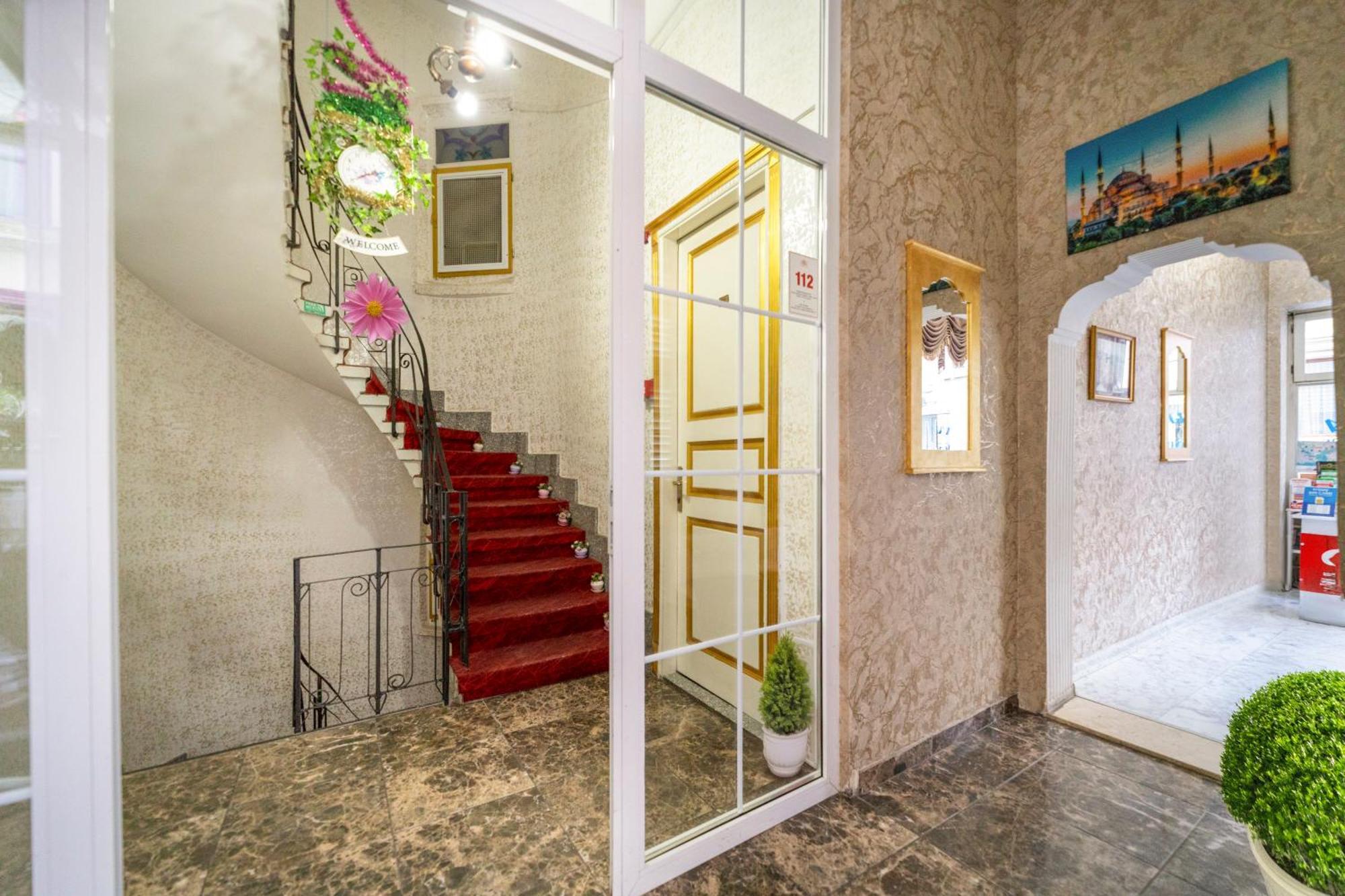 Alhambra 3*
