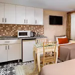 Alhambra Apart Hotel