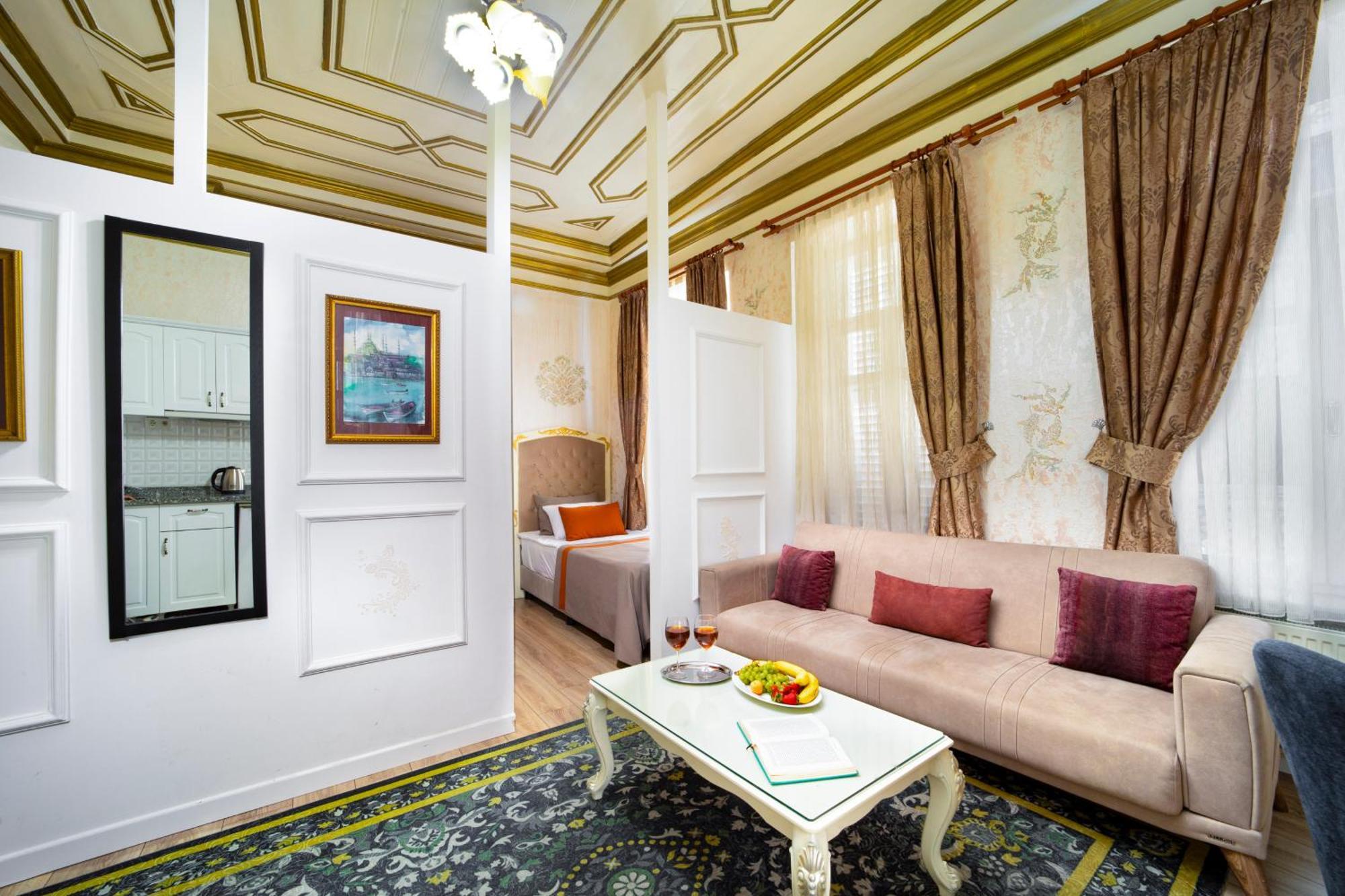 Alhambra Aparthotel